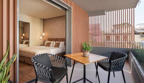 Signature Room with Veranda
