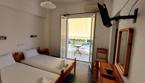 Economy Quadruple Room