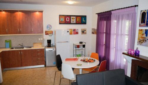 Two-Bedroom House with Sea View - Split Level