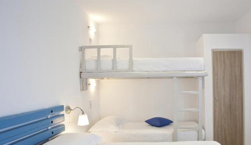 Sea View Studio (4 adults)