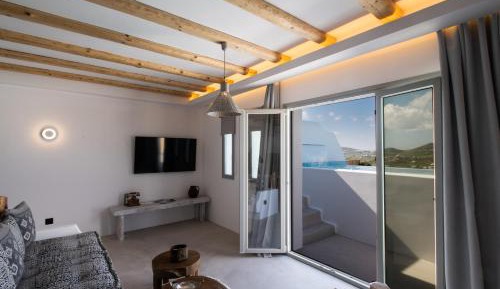 Deluxe Three-Bedroom Villa with Private Pool