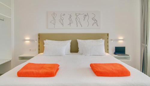 Deluxe Suite with Sea View