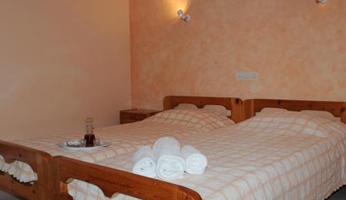Economy Twin Room