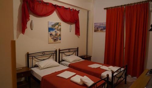 Standard Twin Room with Garden View