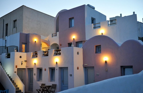 Fira Hotel | Villa Murano