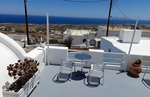 Fira Hotel | Villa Murano