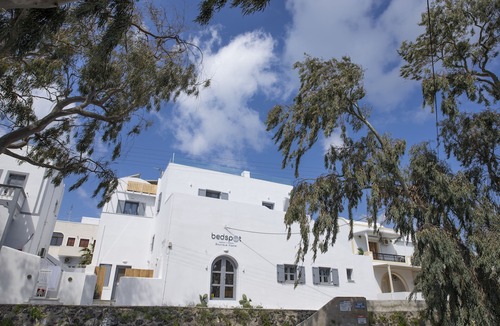 Fira Hotel | Bedspot Hostel
