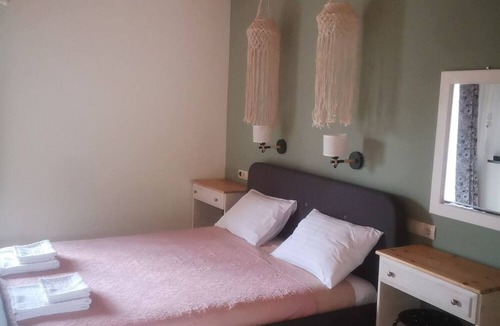 Paralia Skotinis House | Achillion b&b