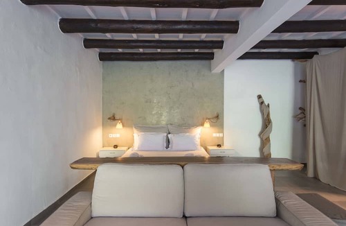 Moni Hotel | Monastery Estate Guesthouse