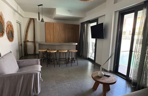 Kallithea House | Olvion Luxury Living