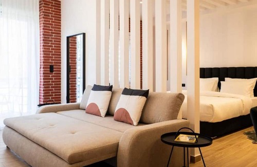 Kalambaka House | Centro Urban Suites