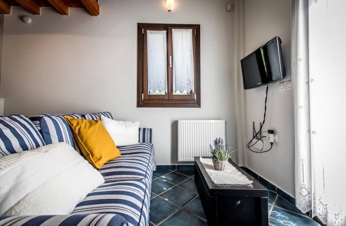Tsagarada Apartment | Amphitriti House In Pelion
