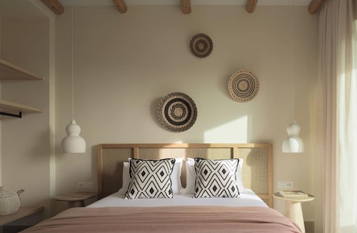 Mirthios House | Stella in the Village Studios
