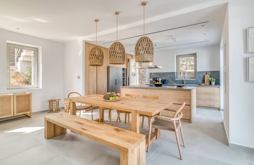 Paros Villa | Lily Rock Villa