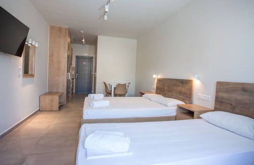Steni Dirfyos House | Saltriver rooms