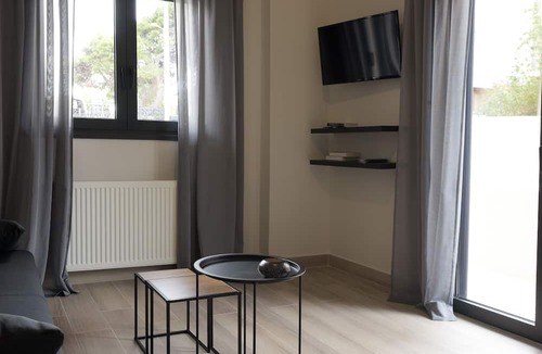Markopoulon House | Aellō luxury apartments