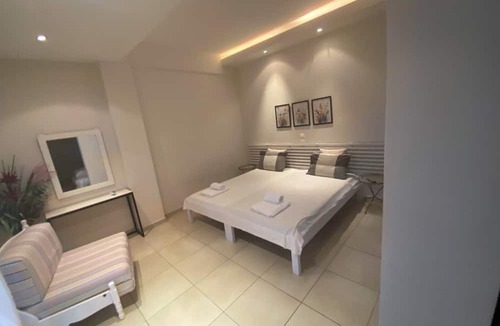 Nei Pori House | Klio Apartments and Studios