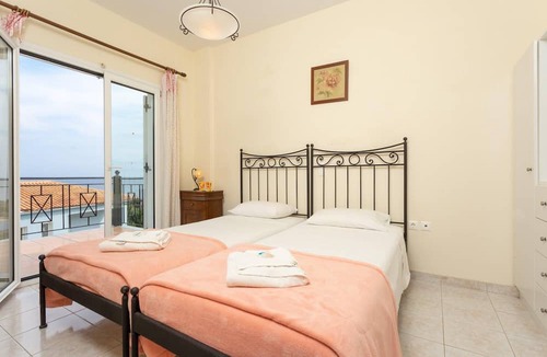 Skala Villa | Skala Villa Yellow Large Private Pool Walk to Beach Sea Views A C Wifi - 2826