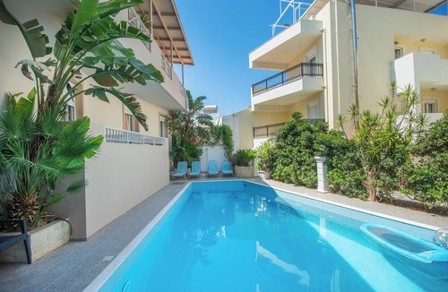 Istron House | El Greco Apartments