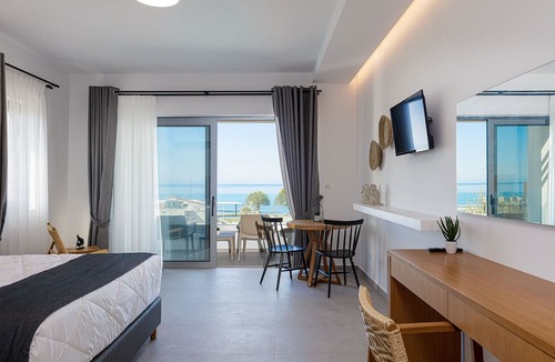 Stavromenos Hotel | Eleven Boutique Suites