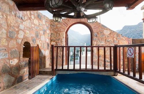 Mavrikiano House | Holiday House in Mavrikiano with Private Pool