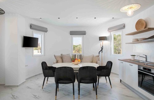 Plaka Hotel | Cosmos Hotel
