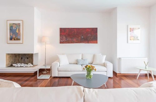 Elliniko Villa | Welcome to Lumen Villa the First of the Adelos Trilogy