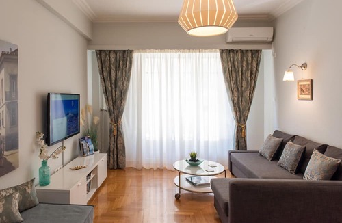 Anafiotika Apartment | Blue Ark Acropolis Light