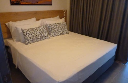 Larissa Bed & Breakfast | Comfort Suites and Rooms