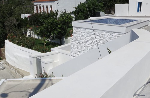 Pitrofos House | Room-andoni's House in Pitrofos Andros i