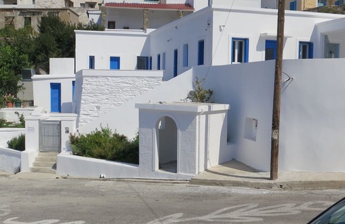 Pitrofos Villa | Room-andoni's House in Pitrofos, Andros