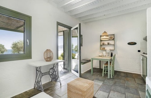 Gythio House | Niriides Villas