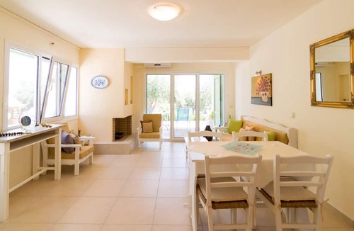 Skotino House | Athena Villas Olive Grove & Estate