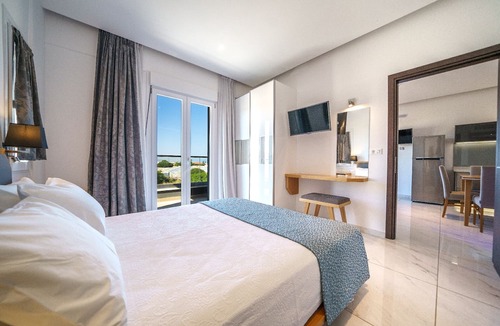 Anissaras Hotel | Elysian Suites