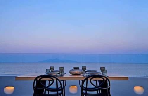 Agia Paraskevi House | Incognito Villa