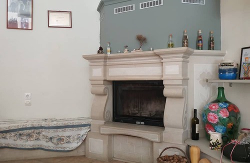 Fourfouras House | Windy Place
