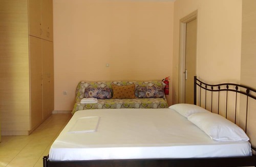 Razata Apartment | Kefalos Apartment