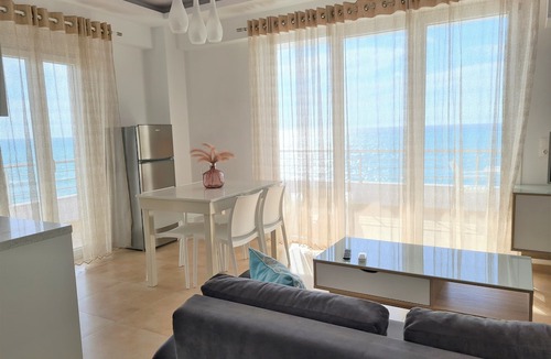 Kalamaki House | Bella Mare Luxury Apartments