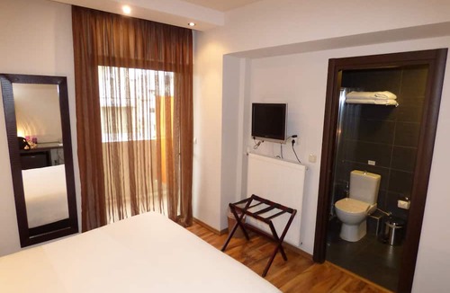 Khalandrion Hotel | Athens Habitat