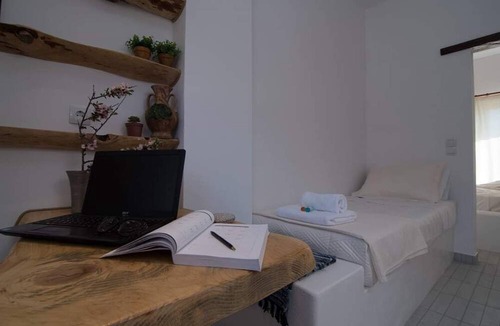 Agía Eiríni Apartment | Nemesis Paleochora new
