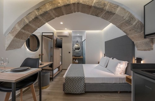 Platanos House | Casa D'Irene Deluxe Hotel