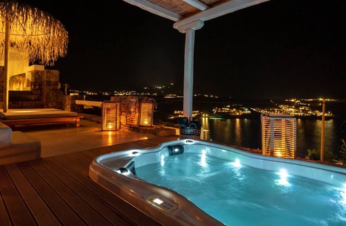 Kalafatis Hotel | The Summit of Mykonos