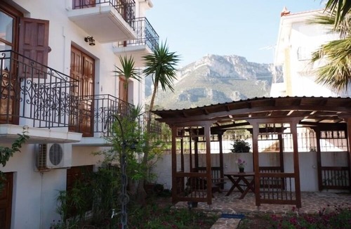 Charakas House | Myrtoo