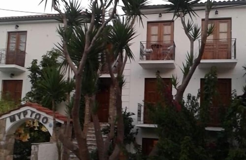 Charakas House | Myrtoo