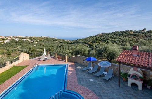 Stalos Villa | Dimosthenis Villas