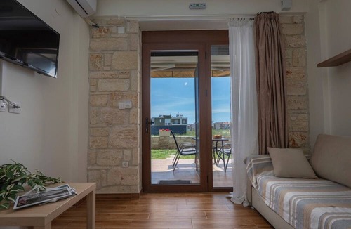 Flogita House | Delejo Resort & Suites
