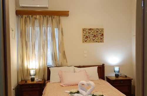 Glyfada Apartment | Maria's Cozy Getaway in Glyfada