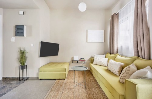 Peiraiki Apartment | Sunny Apartment Next to the sea Amazing View