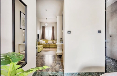 Peiraiki Apartment | Sunny Apartment Next to the sea Amazing View