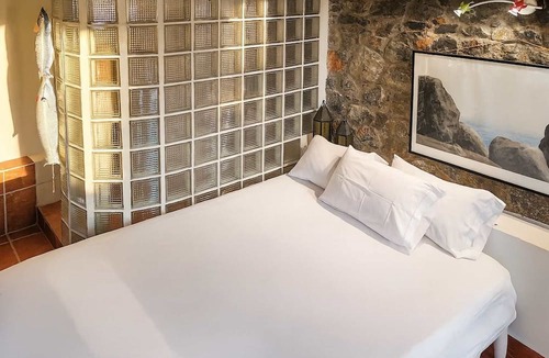 Avia Apartment | Beachfront Avia Nest - Aspa s Getaway